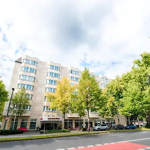 https://leonardo-hotel-dusseldorf-city-center.dusseldorf-hotel.net