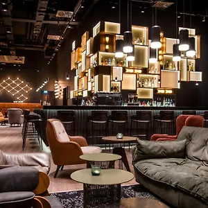https://motel-one-stuttgart.stuttgart-hotel.com